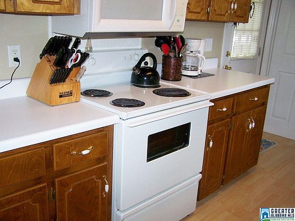 4th image of 331 Alexandria Heights Cir