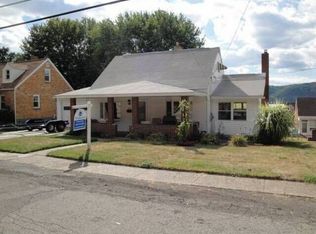 2607 Beaver Rd, Ambridge, PA 15003