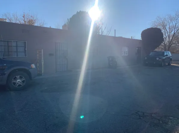 333 Dallas St. NE, 333 Dallas St NE APT B, Albuquerque, NM 87108