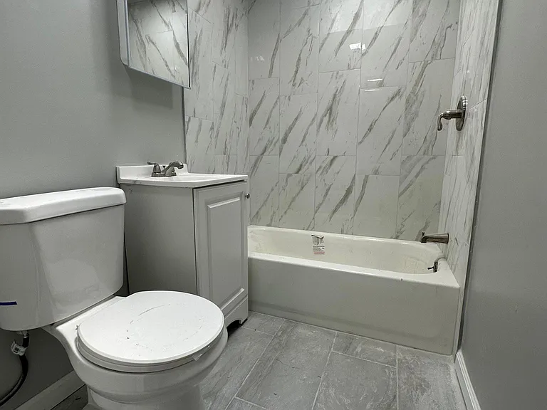 6828 Regent St — Photo 3