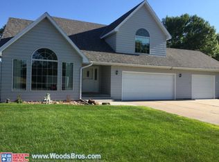 1815 Bass Rd, Grand Island, NE 68801