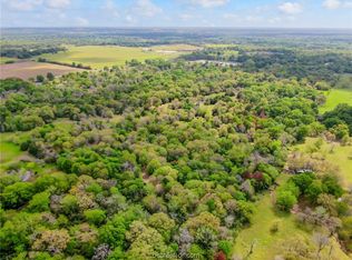 19751 Old Bundick Rd, Hearne, TX 77859