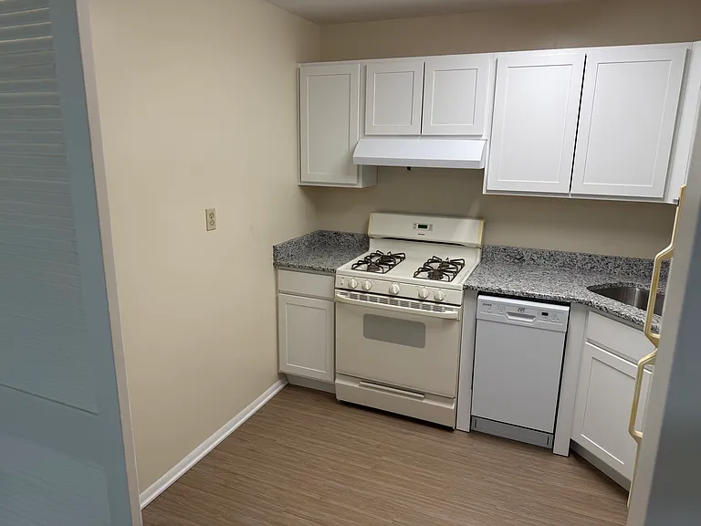 225 Francis L Cadden Pkwy — Photo 6