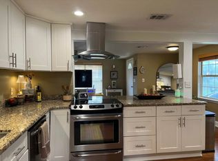 629 Pelican Dr, Fort Walton Beach, FL 32548