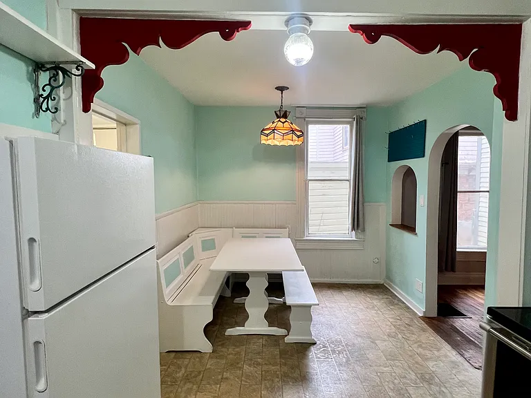 Kitchen (from sink side perspective)