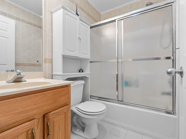 47 Grieco Drive image 13 of 15