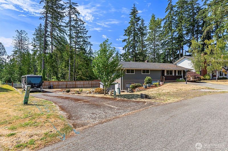 3rd image of 2860 NW North Star Drive