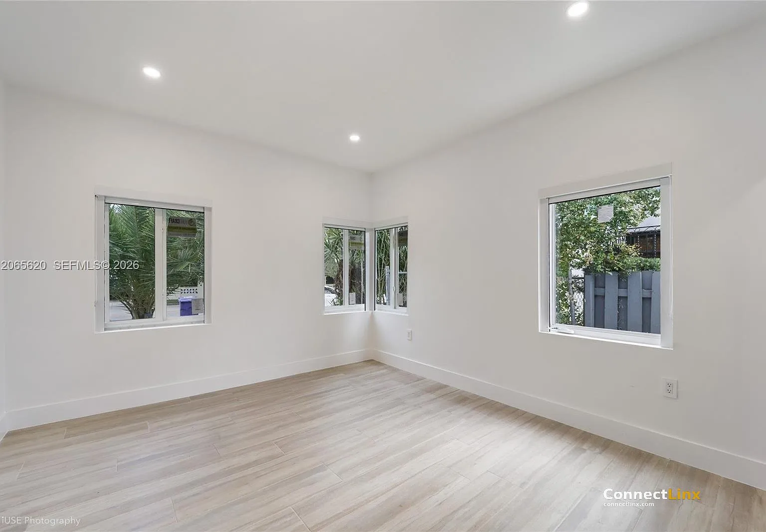 3 bed, 3.0 bath, 1500 sqft, $5,500 — Photo 4