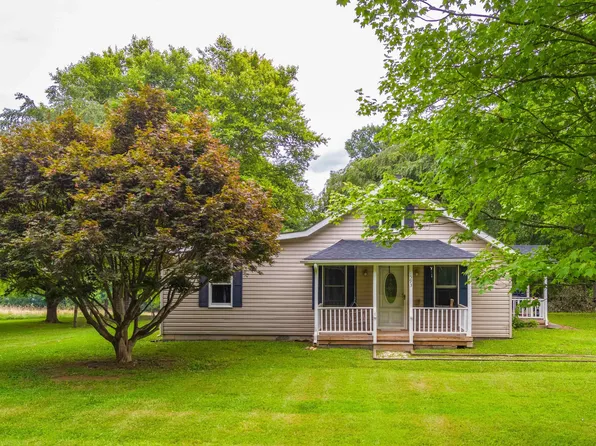 1593 White Dirt Rd, Dobson, NC 27017