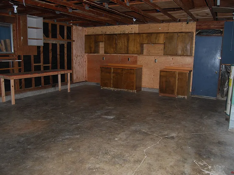 408 Pinehurst Dr — Photo 14