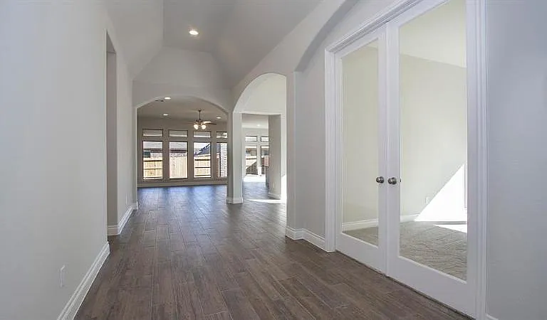 10511 Forfar Ln — Photo 5