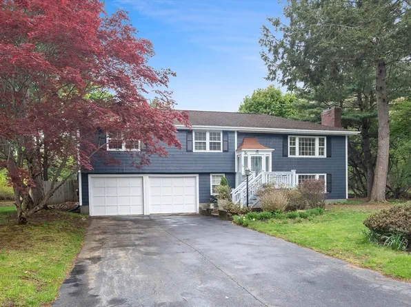 29 Patricia Rd, Sudbury, MA 01776