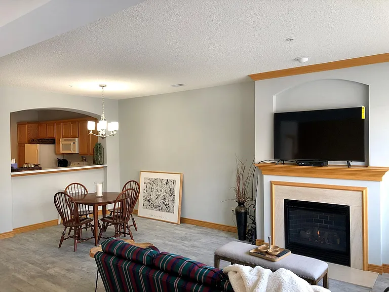 8327 Labont Way — Photo 8