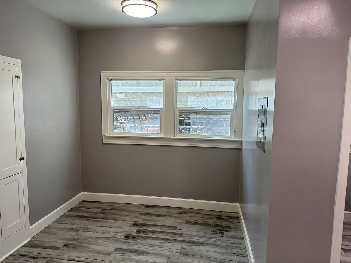 Building Photo - 5433 Harold Way #106
