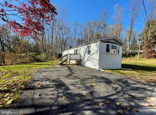 29 Maplewood Dr, Coatesville, PA 19320