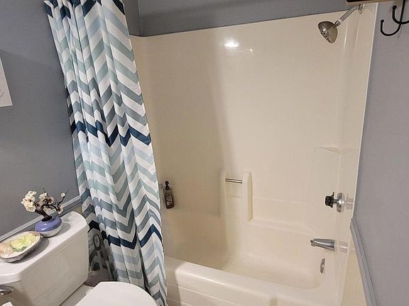 2nd image of 1318 Ramona Dr