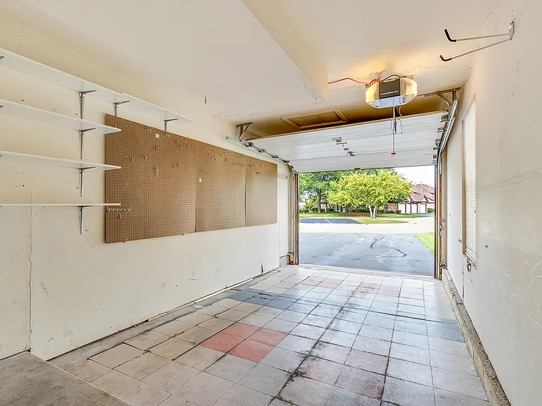 164 White Branch Ct — Photo 29