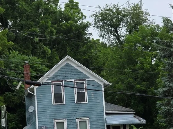 677 Vernon Odom Blvd, Akron, OH 44307