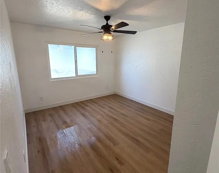 20585 Yucca Loma Rd — Photo 13