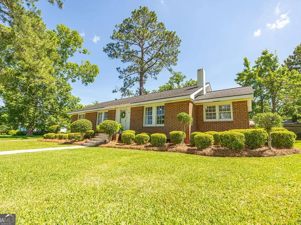 45 E 7th Crse, Mc Rae Helena, GA 31055