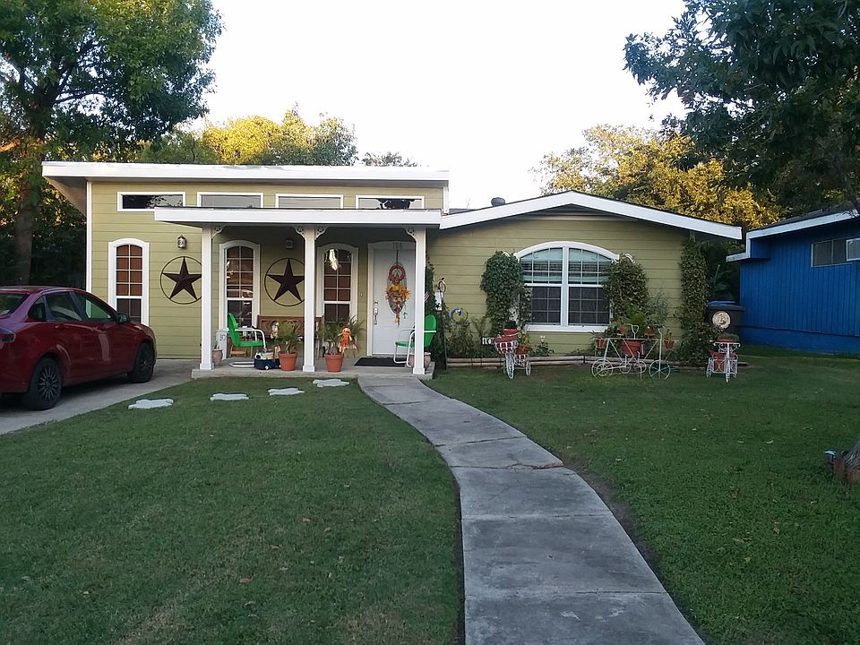 1st image of 106 Samoth Dr