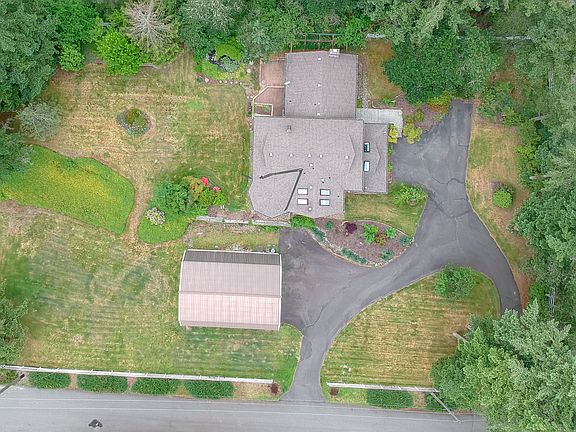 4th image of 2915 153rd Street Ct E