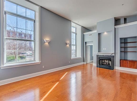 5th image of 1515 Lafayette Ave Unit 203