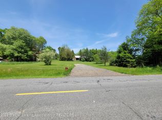 769 Foster Rd, Haslett, MI 48840