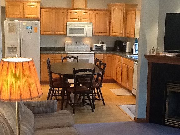 Living room & Kitchen