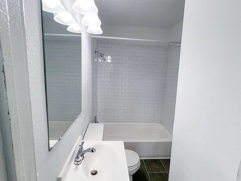11 Norwood St #4 — Photo 21