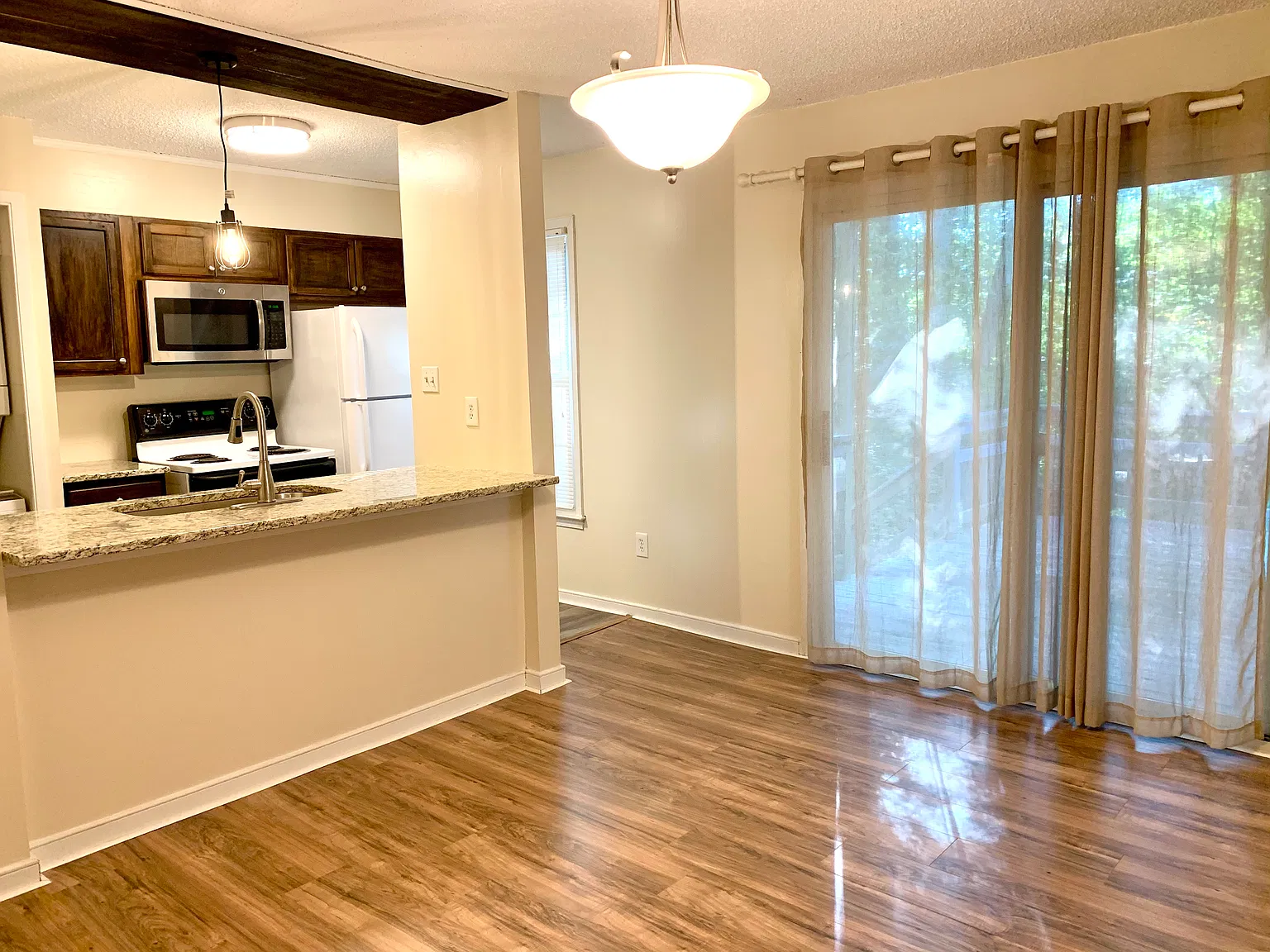 1700 Choate Pl — Photo 4