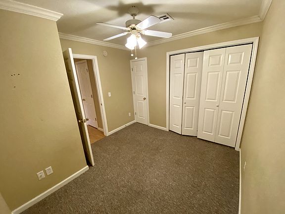 5th image of 610 Whitney Ave #6