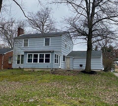 2nd image of 949 Paxford Pl