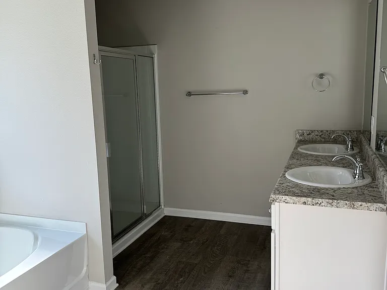 10866 Paget Dr N — Photo 11