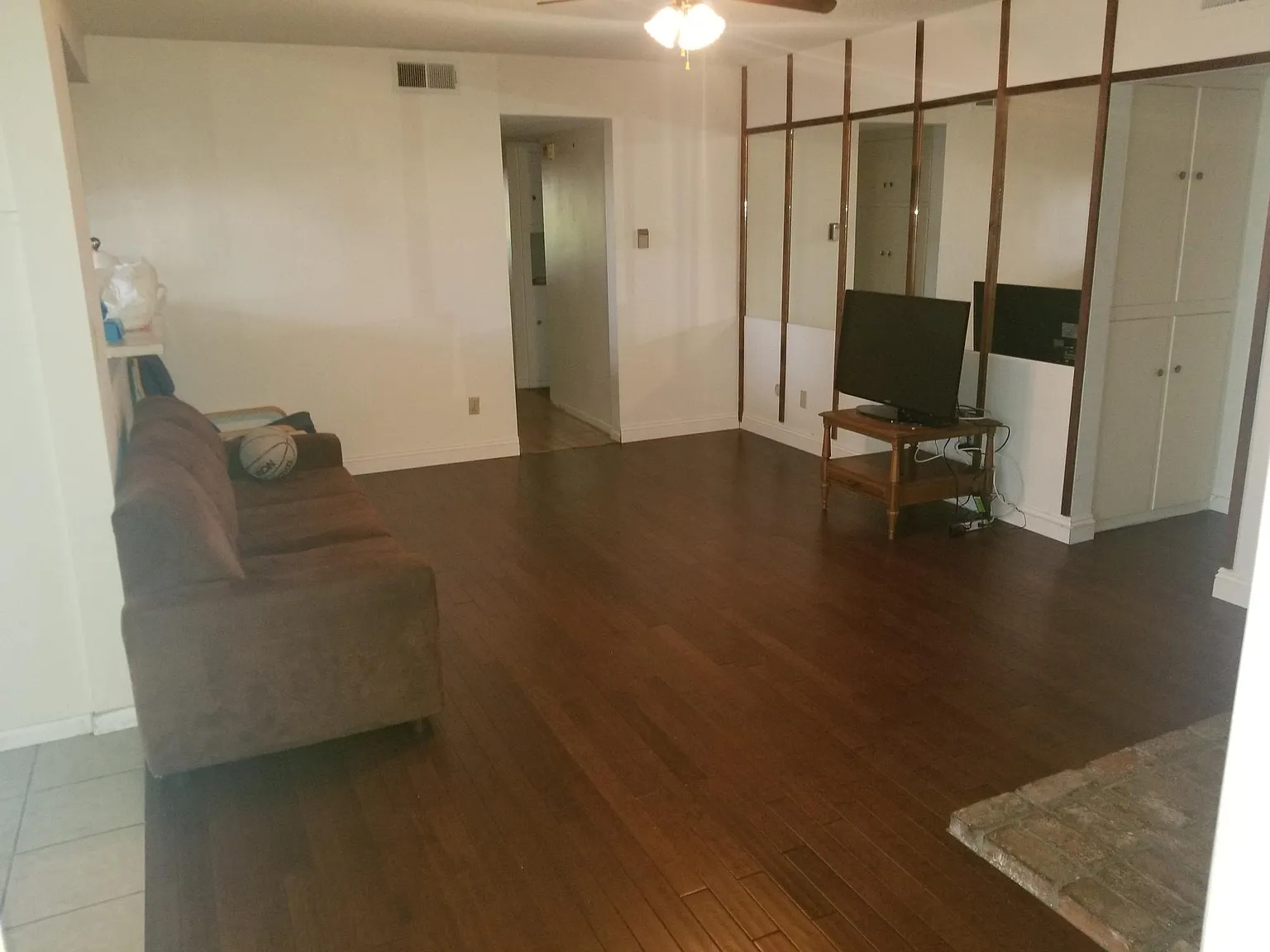 1 bed, 1700 sqft, $1,000 — Photo 2