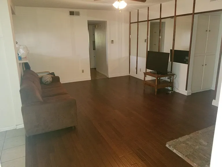 12716 Cranbrook Ave #A/A — Photo 2