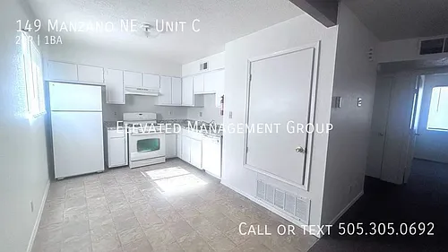 149 Manzano St NE #C Photo 1