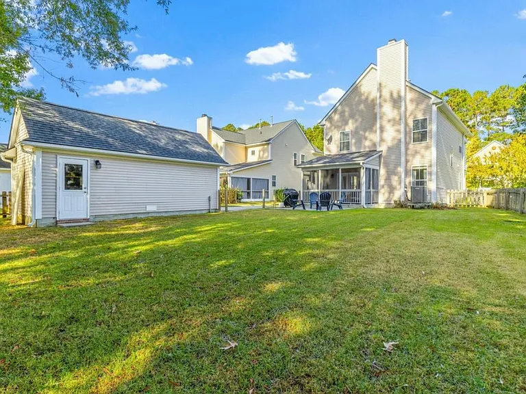 1716 Alan Brooke Dr — Photo 24