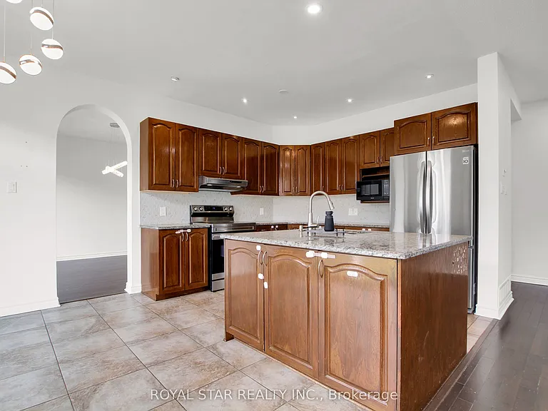 115 Tapestry Dr #1 — Photo 14