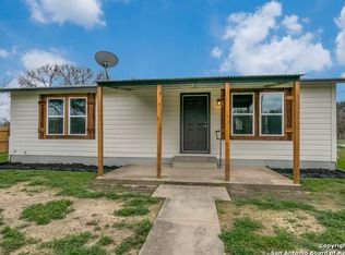 1814 Amelia St, Castroville, TX 78009