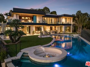 1625 Summitridge Dr, Beverly Hills, CA 90210