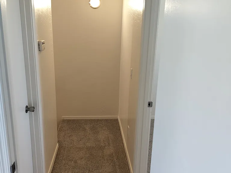 Upstairs hallway to 2 bedrooms