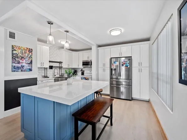 131 N Golfview Road #1, Lake Worth Beach, FL 33460