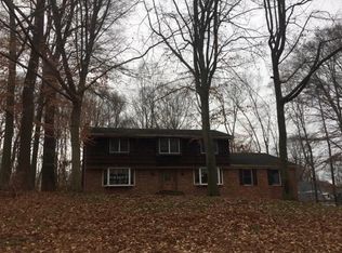 35 Pine Hill Rd, Old Tappan, NJ 07675