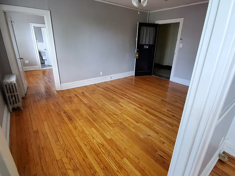 327 N Taylor Ave #304 — Photo 4