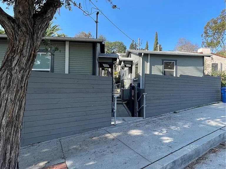 2127 Glendale Blvd — Photo 16