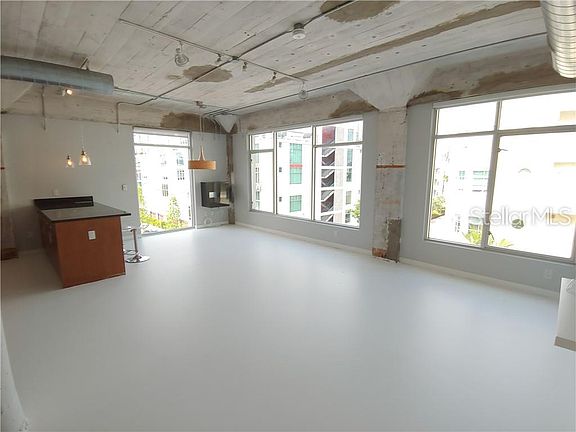 3rd image of 101 N 12th St Unit 101