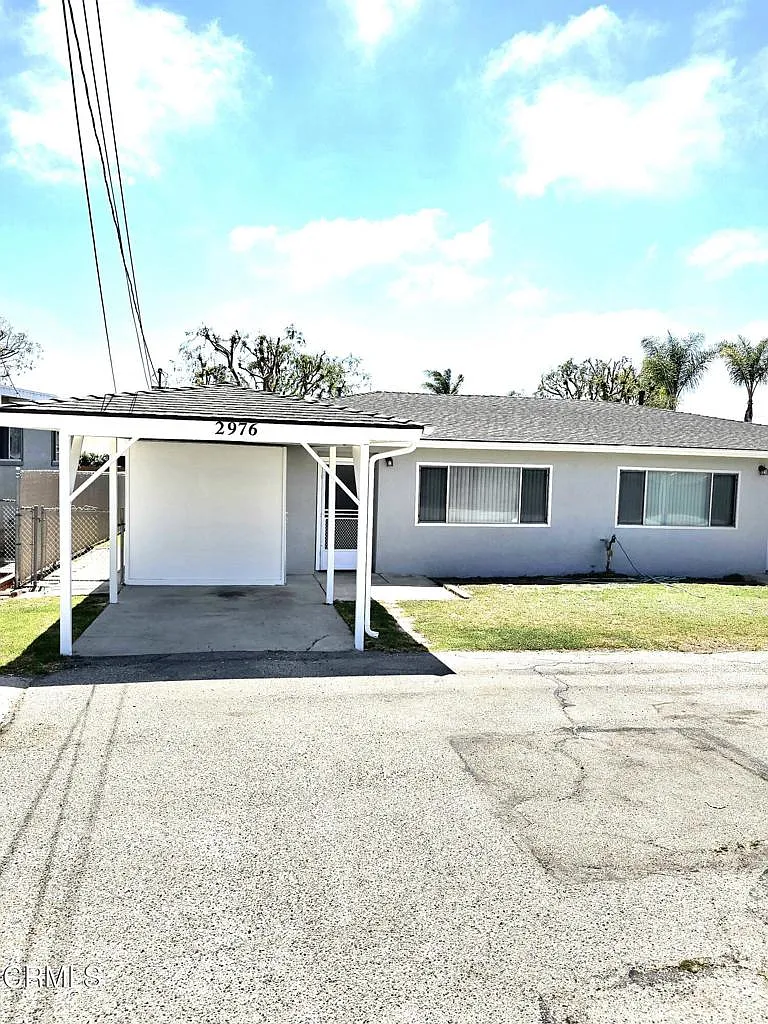 2 bed, 1.0 bath, 1000 sqft, $2,695 — Photo 1