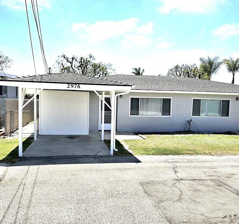 1st image of 2976 Sherwin Ave