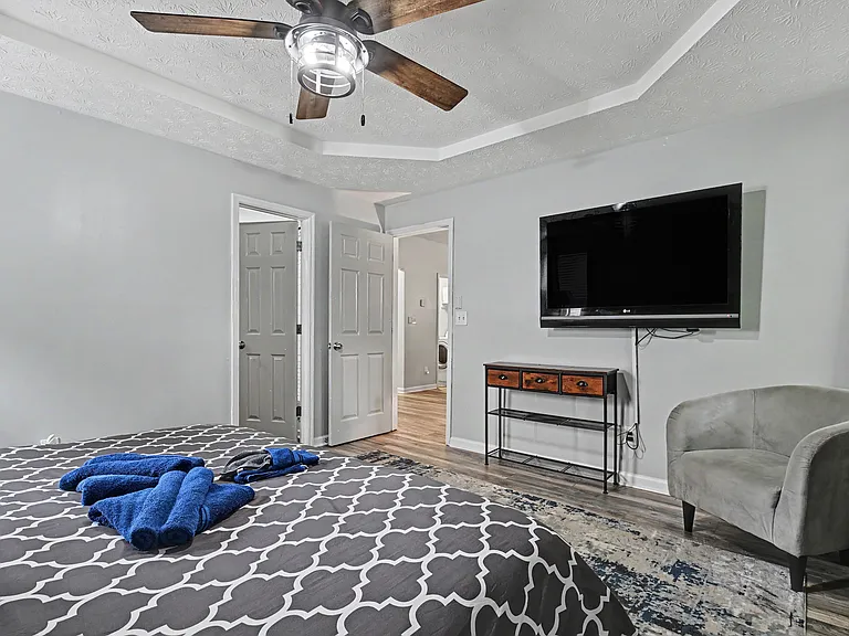 1541 Clifton Downs Dr SE — Photo 7